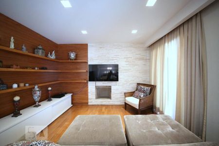 Apartamento à venda com 253m², 4 quartos e 5 vagasSala