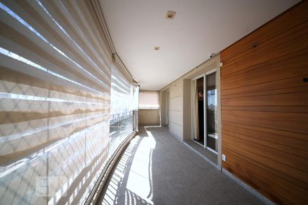 Varanda  de apartamento à venda com 4 quartos, 253m² em Campo Belo, São Paulo