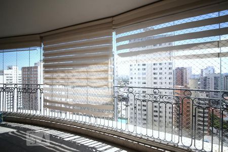 Varanda de apartamento à venda com 4 quartos, 253m² em Campo Belo, São Paulo