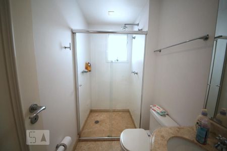 Apartamento à venda com 253m², 4 quartos e 5 vagasBanheiro