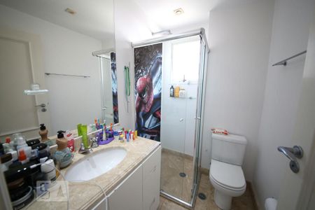 Apartamento à venda com 253m², 4 quartos e 5 vagasBanheiro