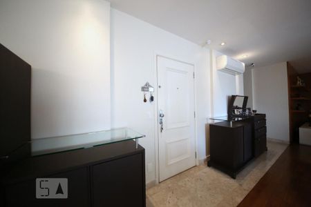 Apartamento à venda com 253m², 4 quartos e 5 vagasSala - Entrada 