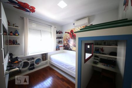 Apartamento à venda com 253m², 4 quartos e 5 vagasSuíte 3