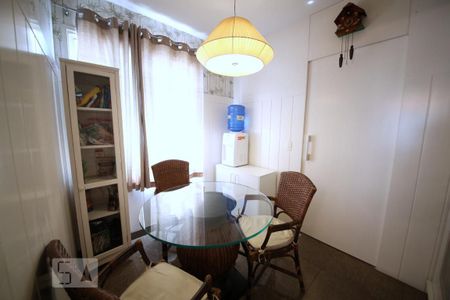 Apartamento à venda com 253m², 4 quartos e 5 vagasCopa