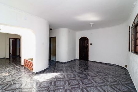 Casa à venda com 3 quartos, 194m² em Parque Colonial, São Paulo