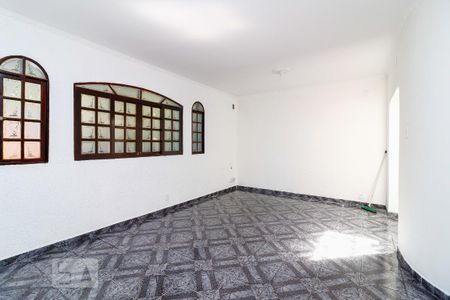 Sala estar de casa à venda com 3 quartos, 194m² em Parque Colonial, São Paulo