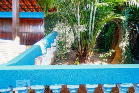 Vista de casa à venda com 3 quartos, 194m² em Parque Colonial, São Paulo