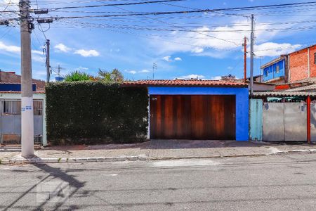 Fachada de casa à venda com 3 quartos, 194m² em Parque Colonial, São Paulo