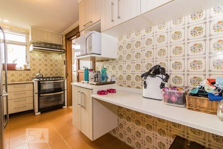 Apartamento à venda com 279m², 3 quartos e 2 vagas Apartamento à venda com 279m², 3 quartos e 2 vagasBanheiro