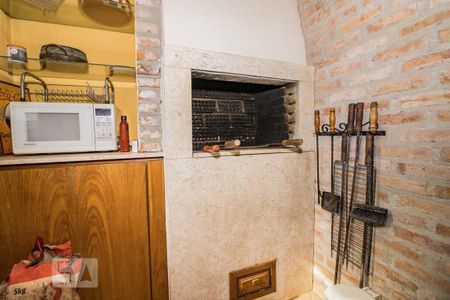 Apartamento à venda com 279m², 3 quartos e 2 vagas Apartamento à venda com 279m², 3 quartos e 2 vagasChurrasqueira