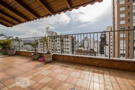 Apartamento à venda com 279m², 3 quartos e 2 vagas Apartamento à venda com 279m², 3 quartos e 2 vagasCobertura