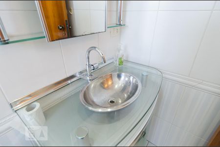 Apartamento para alugar com 220m², 3 quartos e 3 vagasBanheiro da suíte 1