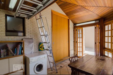 Apartamento para alugar com 220m², 3 quartos e 3 vagasÁrea de serviço e churrasqueira