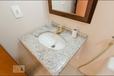 Apartamento para alugar com 220m², 3 quartos e 3 vagasLavabo