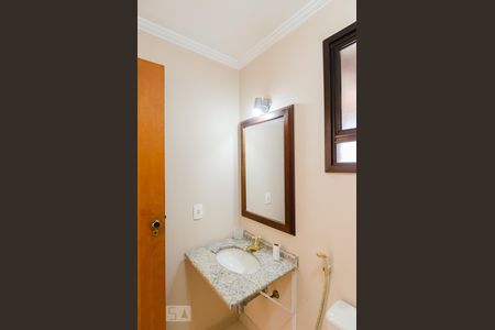 Apartamento para alugar com 220m², 3 quartos e 3 vagasLavabo