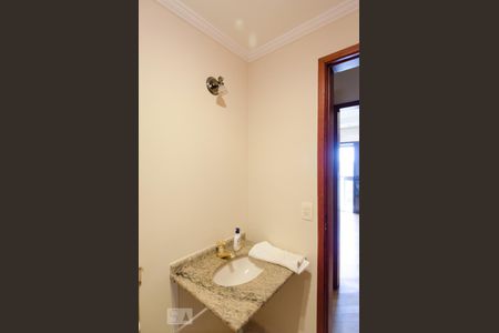 Apartamento para alugar com 220m², 3 quartos e 3 vagasLavabo