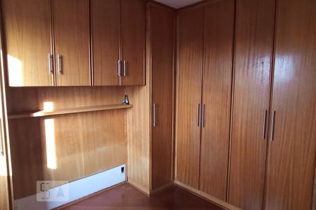 Quarto 1 de apartamento para alugar com 3 quartos, 50m² em Jardim Santa Terezinha (zona Leste), São Paulo