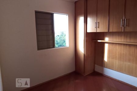 Quarto 1 de apartamento para alugar com 3 quartos, 50m² em Jardim Santa Terezinha (zona Leste), São Paulo