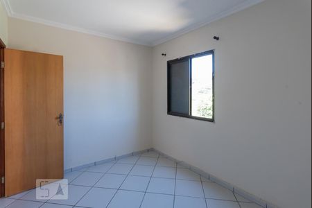 Quarto 2 de apartamento para alugar com 3 quartos, 75m² em Jardim do Lago Continuação, Campinas