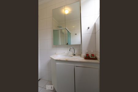 Apartamento para alugar com 56m², 2 quartos e 1 vaga Apartamento para alugar com 56m², 2 quartos e 1 vagaBanheiro