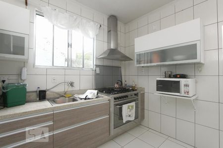 Casa à venda com 200m², 4 quartos e 4 vagasCOZINHA