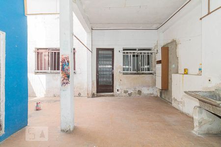 Casa para alugar com 198m², 5 quartos e 2 vagas Casa para alugar com 198m², 5 quartos e 2 vagasÁrea de Serviço - Casa 02