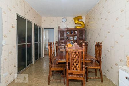 Casa para alugar com 198m², 5 quartos e 2 vagas Casa para alugar com 198m², 5 quartos e 2 vagasCozinha - Casa 01