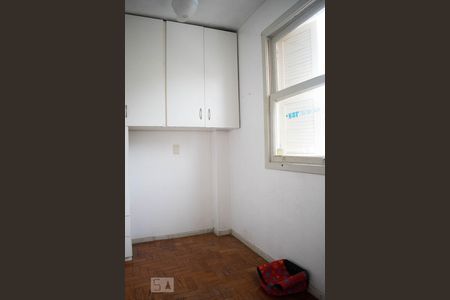 Quarto 2 de apartamento para alugar com 3 quartos, 110m² em Santo Antônio, Porto Alegre