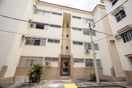 Apartamento para alugar com 43m², 2 quartos e sem vagaFachada
