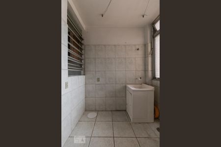 Apartamento à venda com 84m², 2 quartos e sem vaga Apartamento à venda com 84m², 2 quartos e sem vagaLavanderia