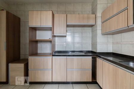 Apartamento à venda com 84m², 2 quartos e sem vaga Apartamento à venda com 84m², 2 quartos e sem vagaCozinha