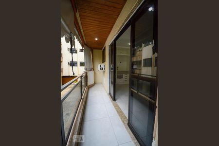 Varanda do Quarto de apartamento à venda com 2 quartos, 90m² em Barra da Tijuca, Rio de Janeiro