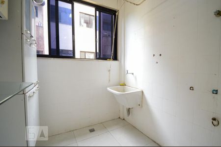 Apartamento à venda com 90m², 2 quartos e 1 vaga Apartamento à venda com 90m², 2 quartos e 1 vagaÁrea de Serviço