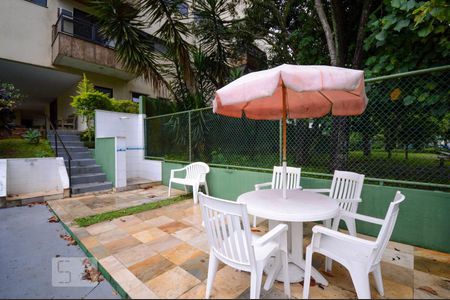 Apartamento à venda com 90m², 2 quartos e 1 vaga Apartamento à venda com 90m², 2 quartos e 1 vagaÁrea comum