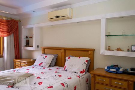 Casa de condomínio à venda com 586m², 4 quartos e 3 vagasQuarto 1