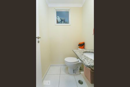 Apartamento à venda com 70m², 3 quartos e 1 vaga Apartamento à venda com 70m², 3 quartos e 1 vagaLavabo