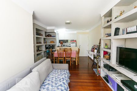 Apartamento à venda com 70m², 3 quartos e 1 vaga Apartamento à venda com 70m², 3 quartos e 1 vagaSala