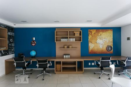 Apartamento à venda com 70m², 3 quartos e 1 vaga Apartamento à venda com 70m², 3 quartos e 1 vagaÁrea comum - Sala de estudos