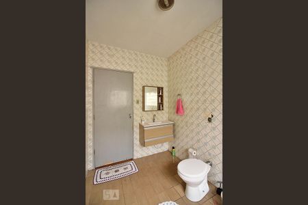 Casa à venda com 125m², 4 quartos e 4 vagasBanheiro Social 2