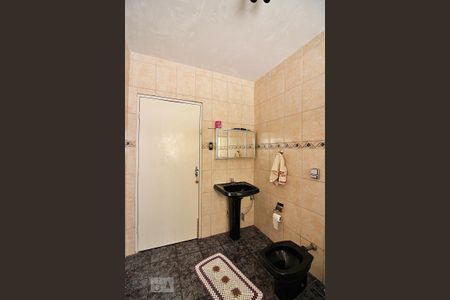 Casa à venda com 125m², 4 quartos e 4 vagasBanheiro Social 1