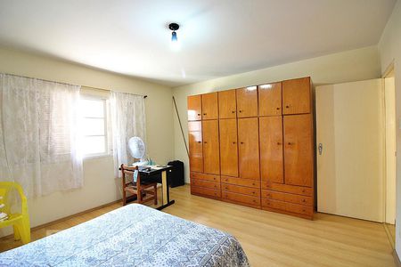 Casa à venda com 125m², 4 quartos e 4 vagasQuarto 1