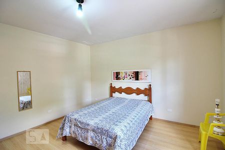 Casa à venda com 125m², 4 quartos e 4 vagasQuarto 1