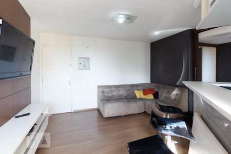 Sala/Cozinha de apartamento para alugar com 1 quarto, 40m² em Indianópolis, São Paulo