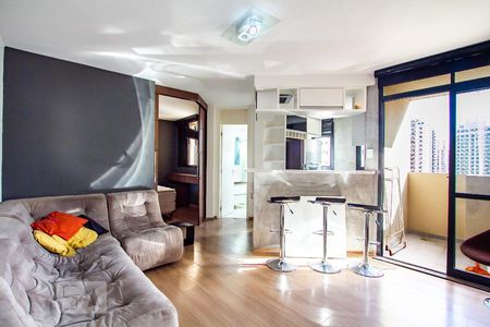 Sala/Cozinha de apartamento para alugar com 1 quarto, 40m² em Indianópolis, São Paulo