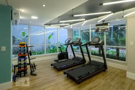 Studio para alugar com 39m², 1 quarto e 1 vaga Studio para alugar com 39m², 1 quarto e 1 vagaÁrea comum - Academia