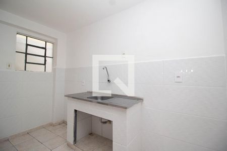 Sala/ Cozinha de casa para alugar com 1 quarto, 45m² em Vila Zat, São Paulo