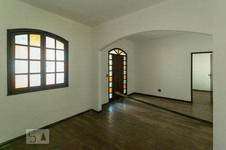 Sala de casa à venda com 2 quartos, 320m² em Novo Glória, Belo Horizonte