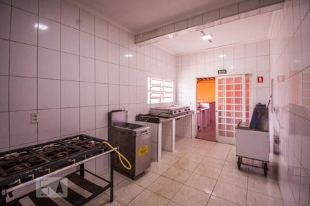 Casa à venda com 688m², 1 quarto e 13 vagasCozinha