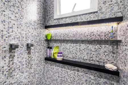 Apartamento à venda com 87m², 2 quartos e 2 vagasBanheiro