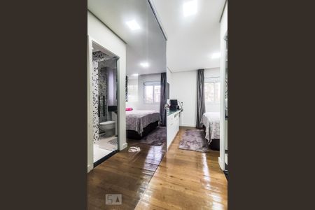 Apartamento à venda com 87m², 2 quartos e 2 vagasSuíte